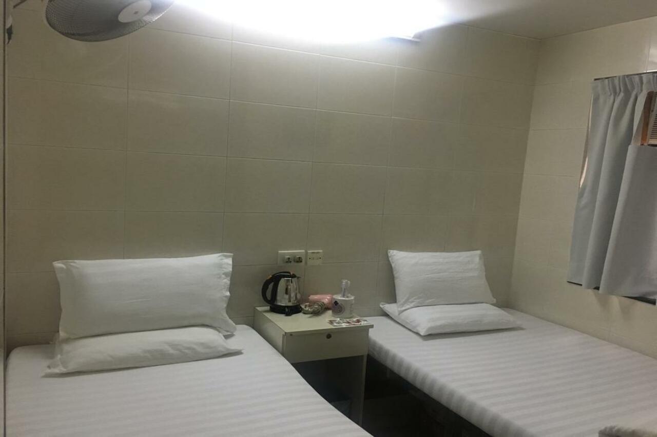 Unique Hostel Hong Kong Bagian luar foto