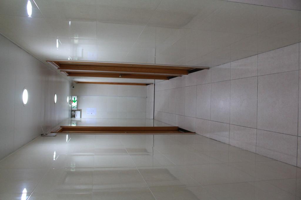 Unique Hostel Hong Kong Bagian luar foto