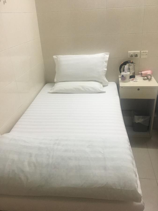 Unique Hostel Hong Kong Bagian luar foto