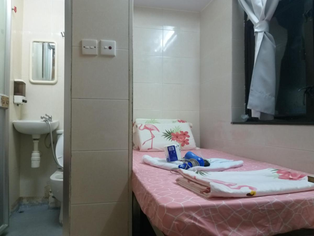 Unique Hostel Hong Kong Bagian luar foto